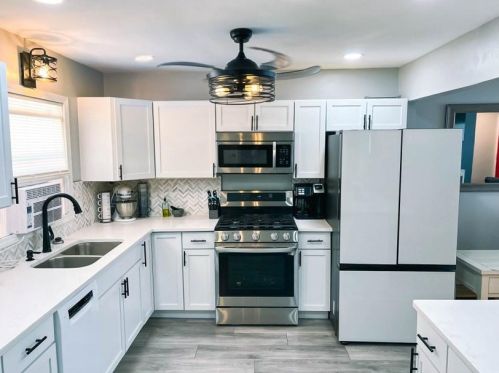 7926 Denver Ave, Milwaukee WI  53223-4940 exterior