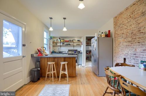 433 Walnut St, Lancaster PA 17603-3362 exterior