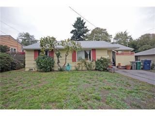 108 115th St, Seattle, WA 98146-2357