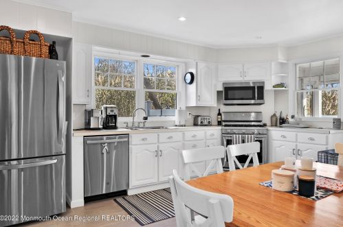 513 Clb Dr, Point Pleasant Beach NJ 08742-5017 exterior