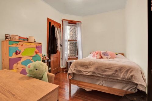 4445 Altgeld St, Chicago IL 60639-1903 exterior