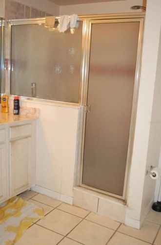 5040 Sunridge Palms Dr, Tampa FL 33617-1400 exterior