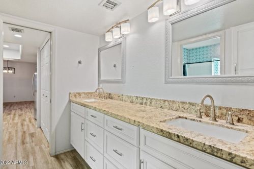 6127 13th St, Phoenix AZ 85040-1249 exterior