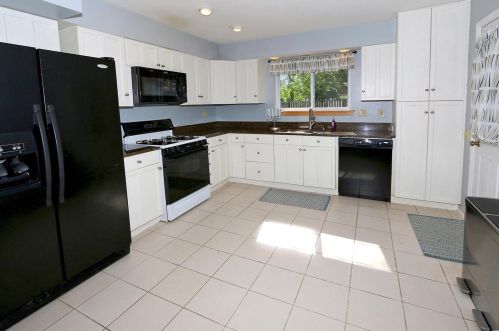 1823 Bookbinder Dr, Saint Louis MO 63146-4308 exterior