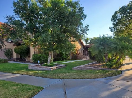 2657 Maude St, Riverside, CA 92506-4433