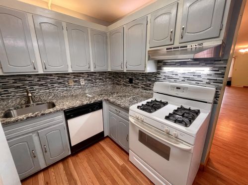 8941 70, Milwaukee WI 53223-2151 exterior