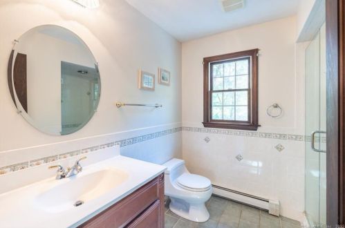 59 Sarah Bishop Rd, Ridgefield CT 06877-1215 exterior