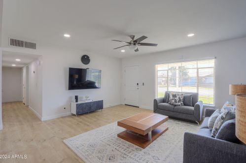 642 Shannon St, Chandler AZ 85226-6106 exterior