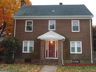 54 Walker St, Manchester CT  06040-4330 exterior