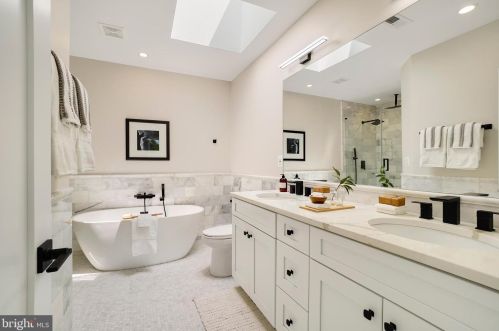 4215 16th St, Washington DC  20011-7005 exterior