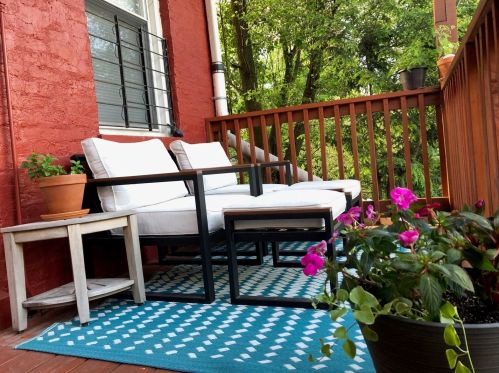 1645 Bell Ave, Chicago IL 60618-1957 exterior