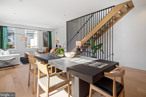 1609 2nd St, Philadelphia PA 19133 exterior