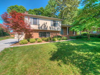 2212 Monticello Dr, Gastonia, NC 28056-6568