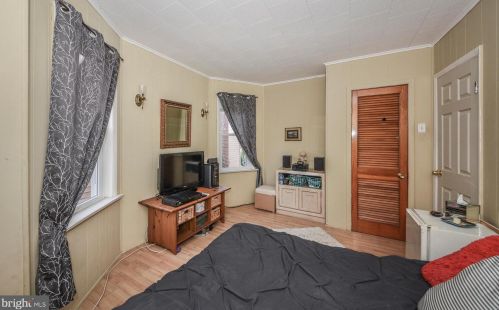 1013 Brunswick Ave, Trenton NJ 08648-4544 exterior