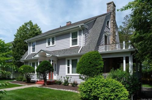 8 Loockerman Ave, Poughkeepsie NY  12601-4906 exterior