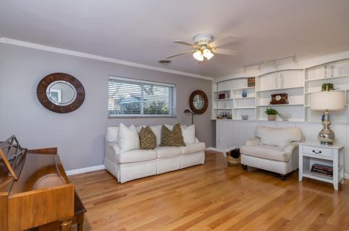 9305 Litzsinger Rd, Saint Louis MO 63144-2157 exterior