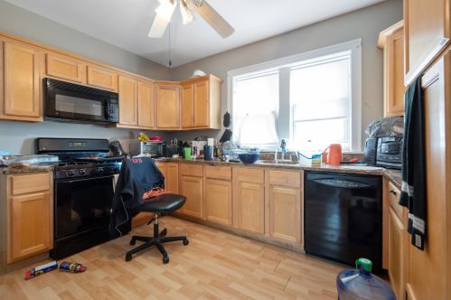 10238 Eberhart Ave, Chicago IL  60628-2210 exterior