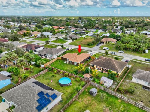 2356 Savona Blvd, Fort Pierce FL  34953-2215 exterior