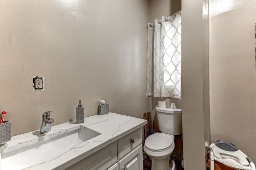 5354 Marshfield Ave, Chicago IL 60620-4958 exterior