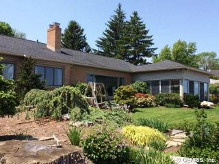 402 Bch Ave, Rochester NY  14612-2013 exterior