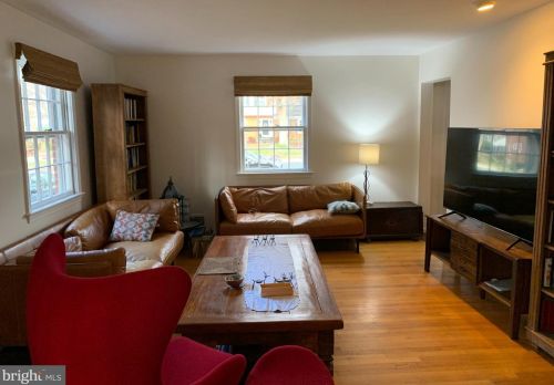 6002 Beech Ave, Bethesda MD  20817-3425 exterior