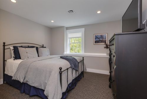 39 Thayer Pond Rd, Concord NH  03301-7517 exterior