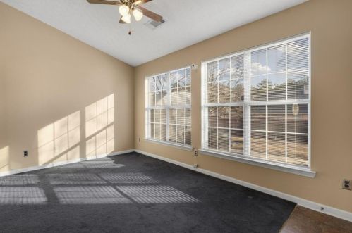 2725 Hillvale Cv Dr, Lithonia GA 30058-1856 exterior