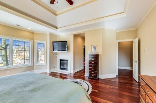 642 Euclid Ave, Elmhurst IL 60126-4338 exterior