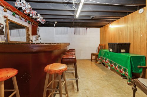 4062 67, Milwaukee WI 53214-1743 exterior