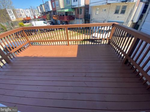 6727 Limekiln Pike, Philadelphia PA 19138-2007 exterior