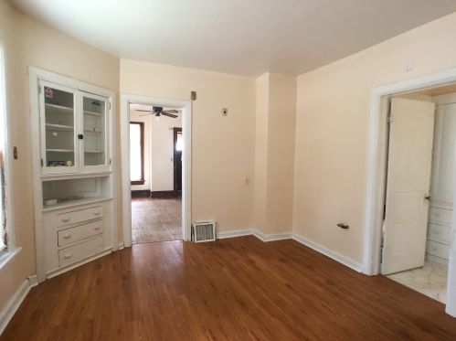 330 Chambers St, Milwaukee, WI 53212-2357