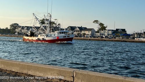 916 Ellison Ave, Point Pleasant Beach NJ 08742-2934 exterior