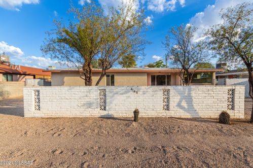 4146 Pima St, Tucson, AZ 85712-3146