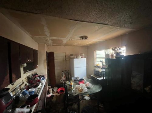 230 Joy St, San Antonio TX 78212-1552 exterior