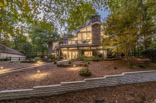 5255 Bay Cir, Cumming GA  30041-5462 exterior