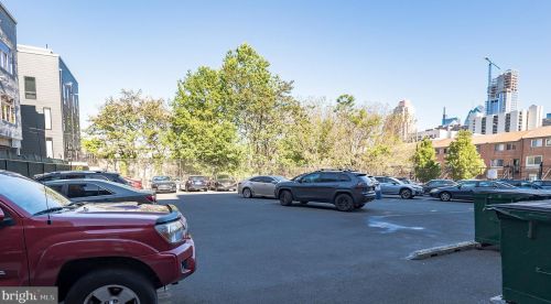 1201 Fitzwater St, Philadelphia PA  19147-1842 exterior