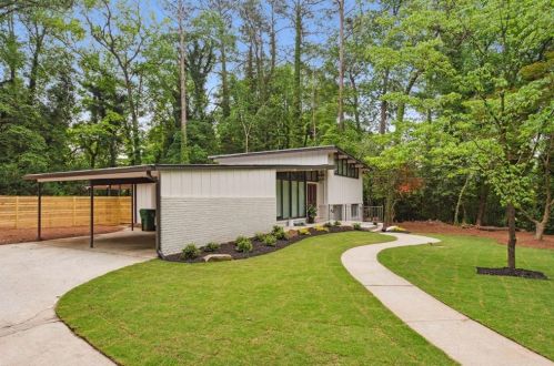 3730 Eaglerock Dr, Atlanta GA  30340-4108 exterior