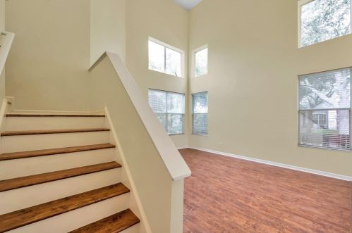 10246 Evergreen Hill Dr, Tampa FL 33647-2944 exterior