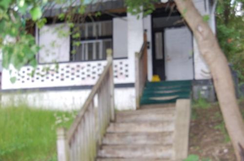 7211 Mt Vernon St, Pittsburgh PA 15208-1220 exterior