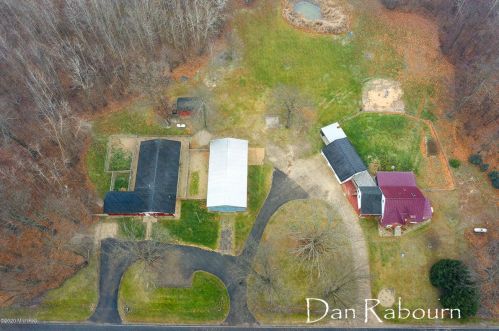 1662 136th St, Grant MI 49327-9643 exterior