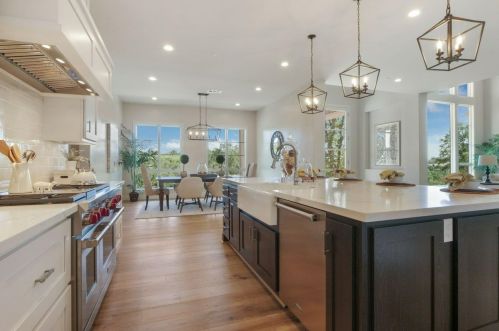 5001 Breese Cir, Folsom, CA 95762-7706