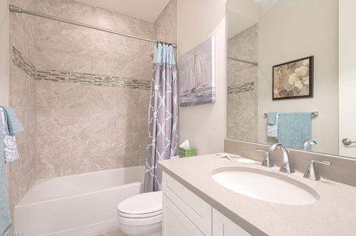 6554 Amarone Ln, Naples FL exterior