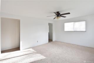 7542 21st Ave, Seattle WA  98106-1834 exterior