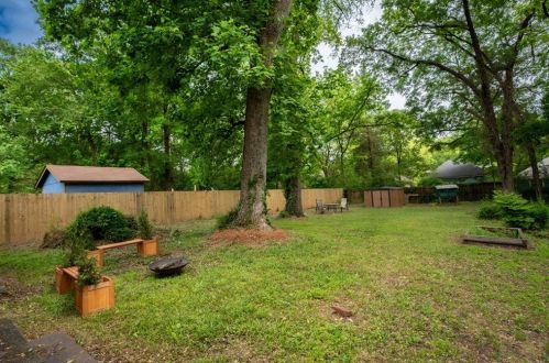 762 Elbert St, Atlanta GA 30310-2815 exterior