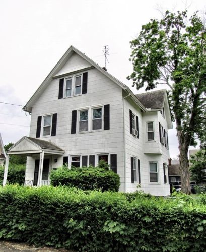 1093 Worcester St, Springfield, MA 01151-1427