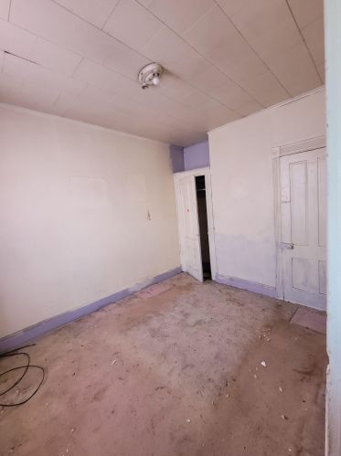 1205 New York Ave, Union City NJ 07087-4617 exterior