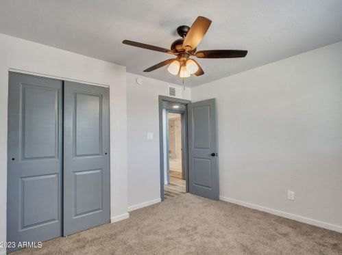 5526 Clarendon Ave, Phoenix AZ 85033-4118 exterior