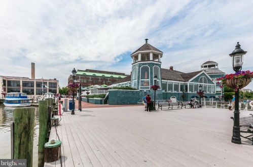 1303 Prince St, Alexandria VA 22314-2913 exterior