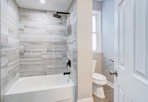 1713 Troy St, Chicago IL 60655-2027 exterior