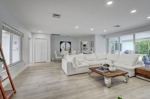 1271 13 Dr, Boca Raton FL 33486-5367 exterior